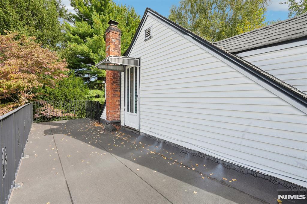 23-17 Berkshire Road