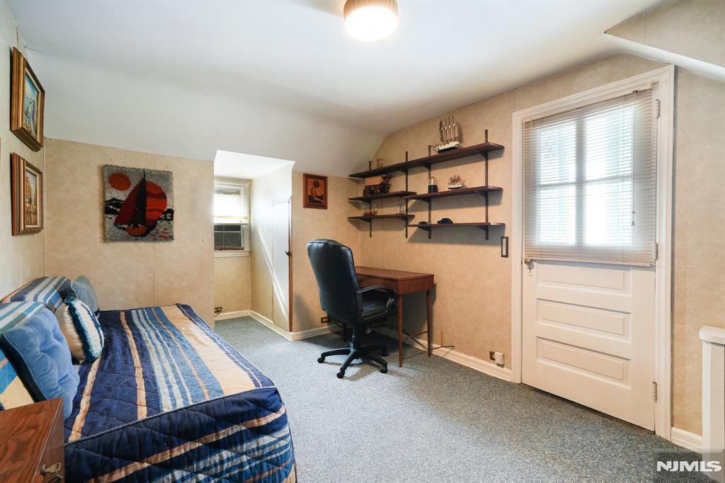 23-17 Berkshire Road