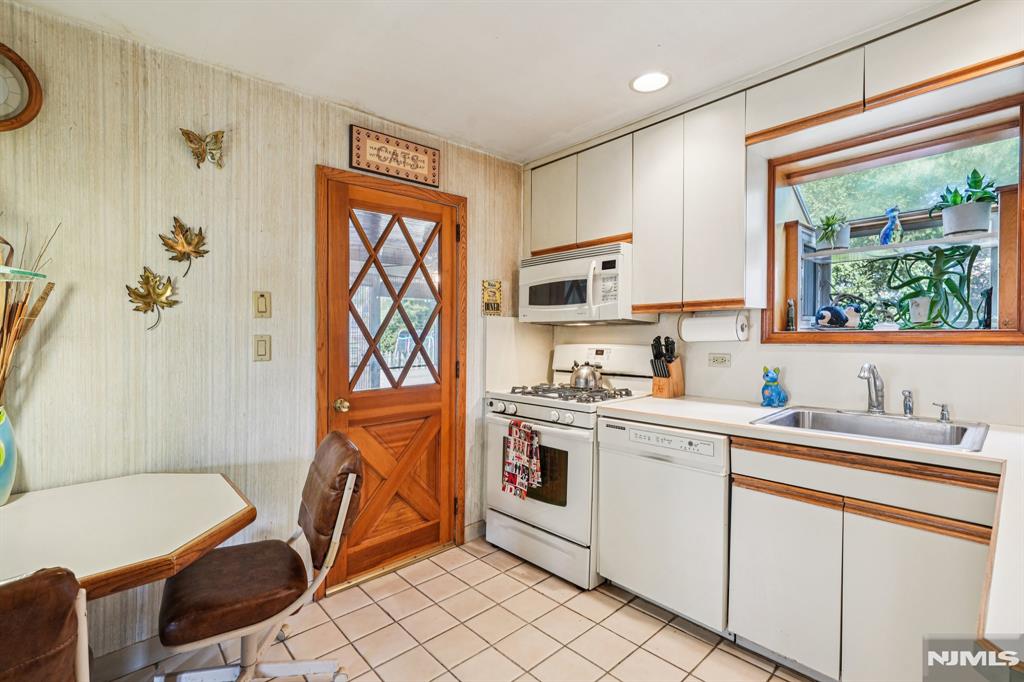 23-17 Berkshire Road