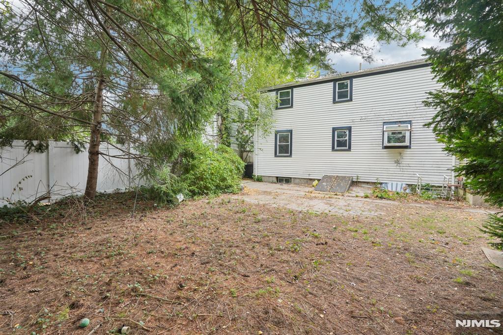 23-17 Berkshire Road