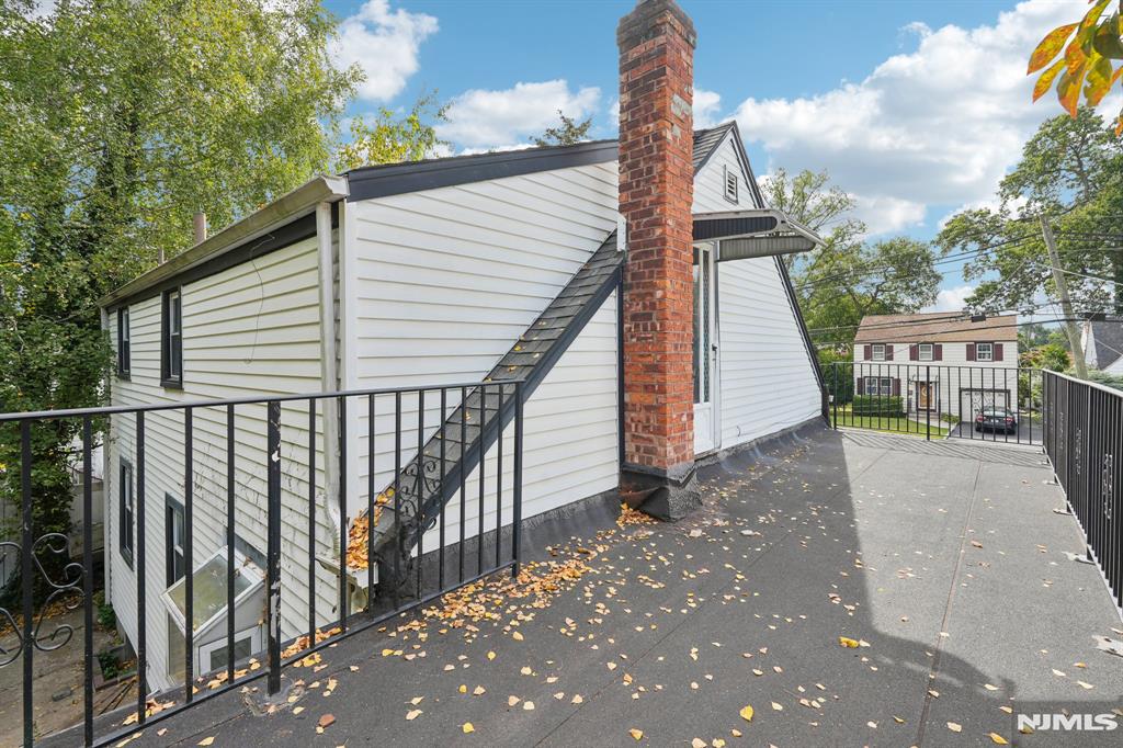 23-17 Berkshire Road