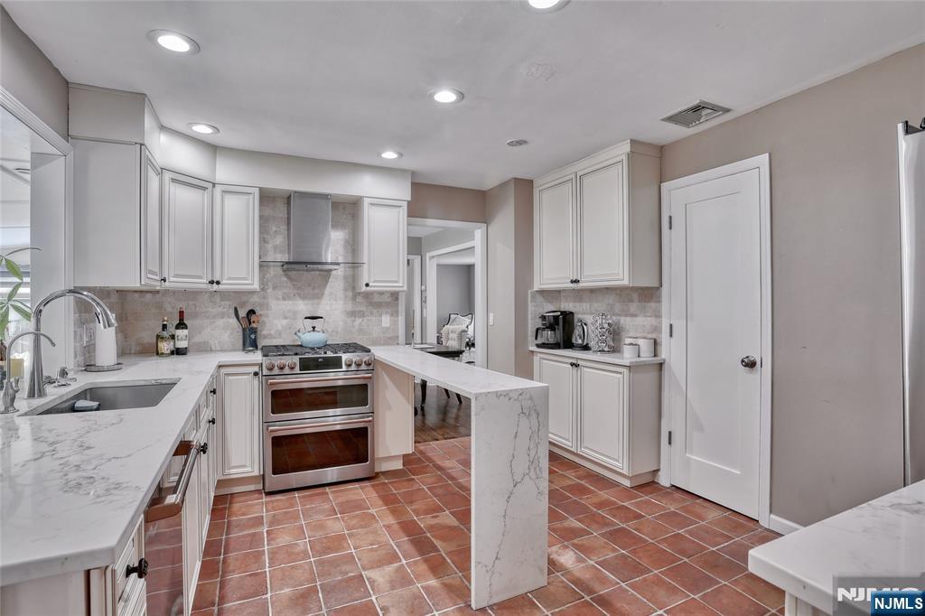 210 Ramapo Valley Road