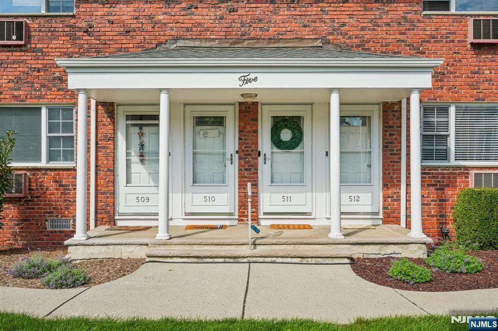 511 Washington Drive