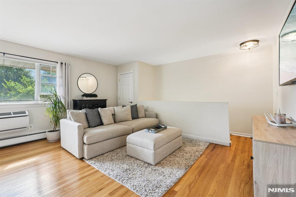 511 Washington Drive