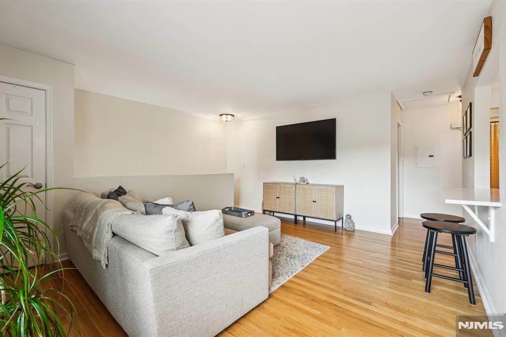 511 Washington Drive