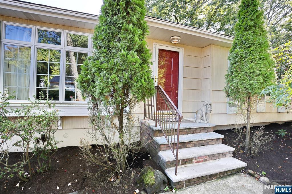 92 Avenue