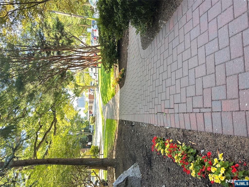 411 Park Place 3H