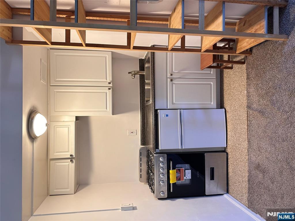 411 Park Place 3H