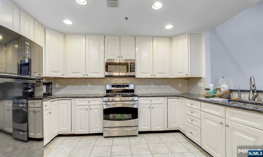 16A Forshee Circle 16A