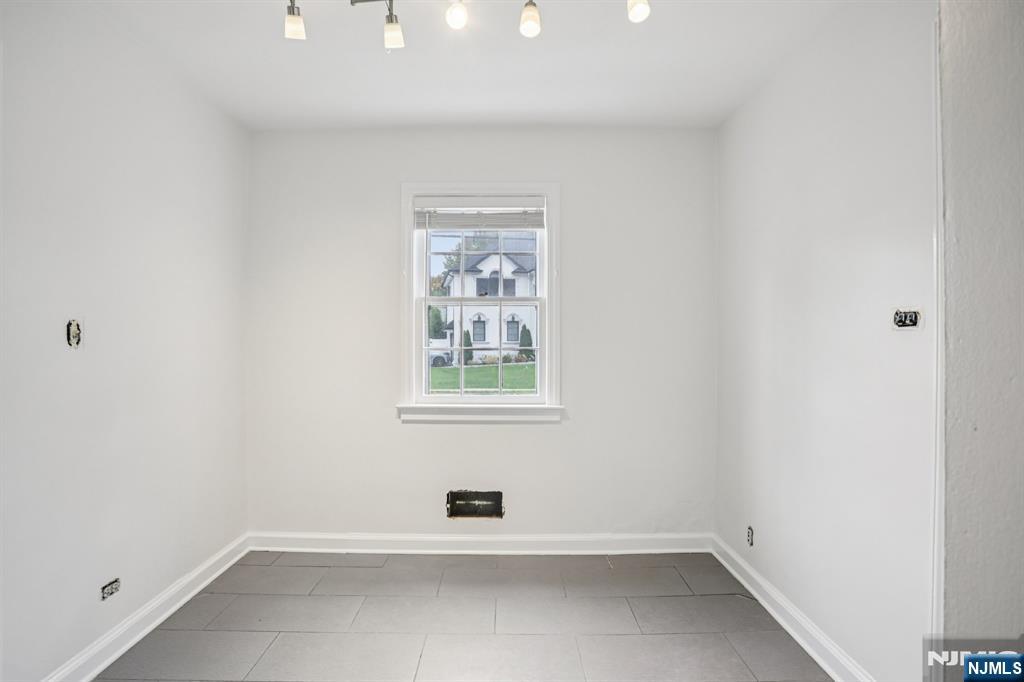 123 Central Avenue