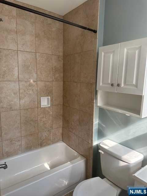 168 Rivervale Road B