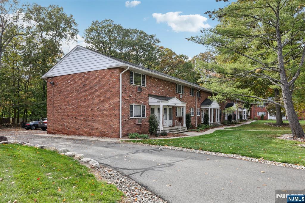 312 Washington Drive