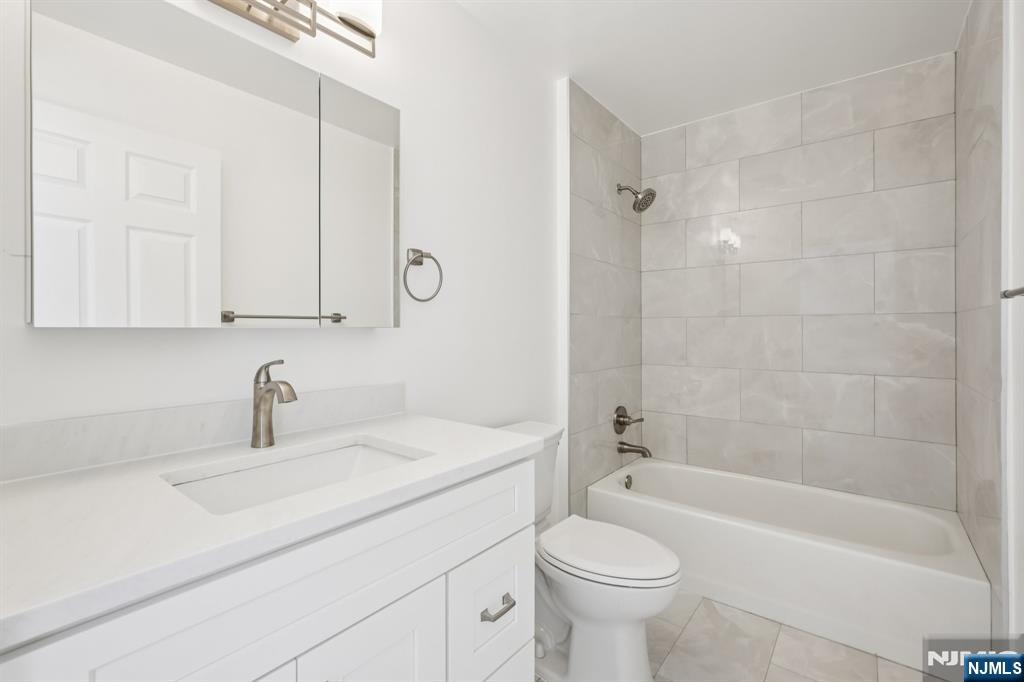 1003 Cumberland Court