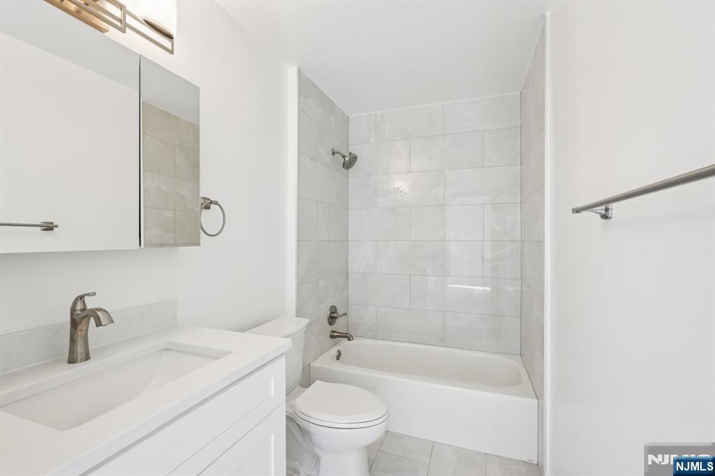 1003 Cumberland Court