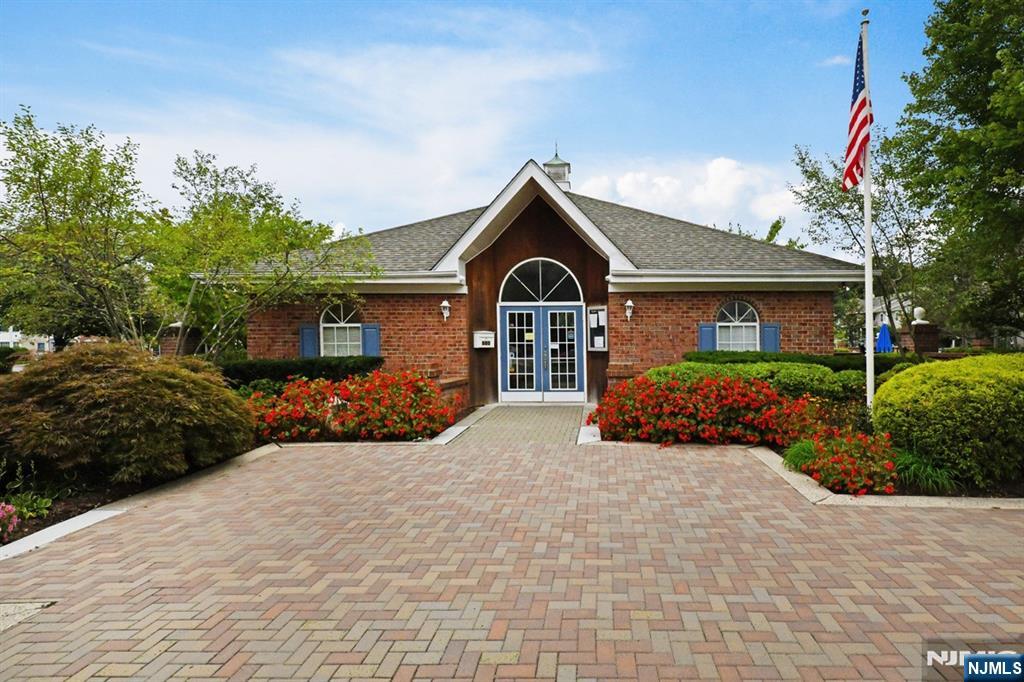 787 Sassafras Court