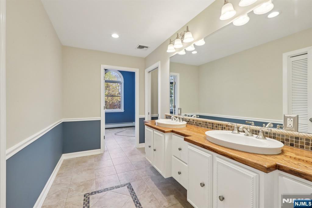 3 Stephens Lake Road