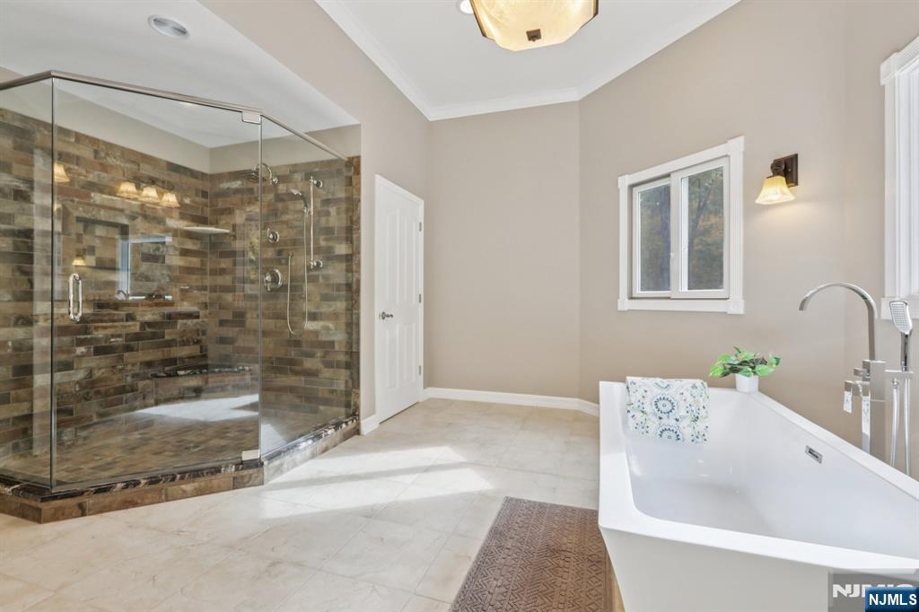 3 Stephens Lake Road