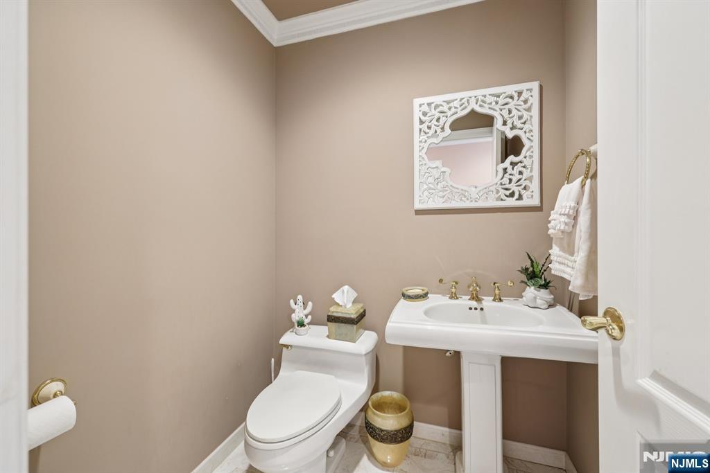 2 Crocker Mansion Drive