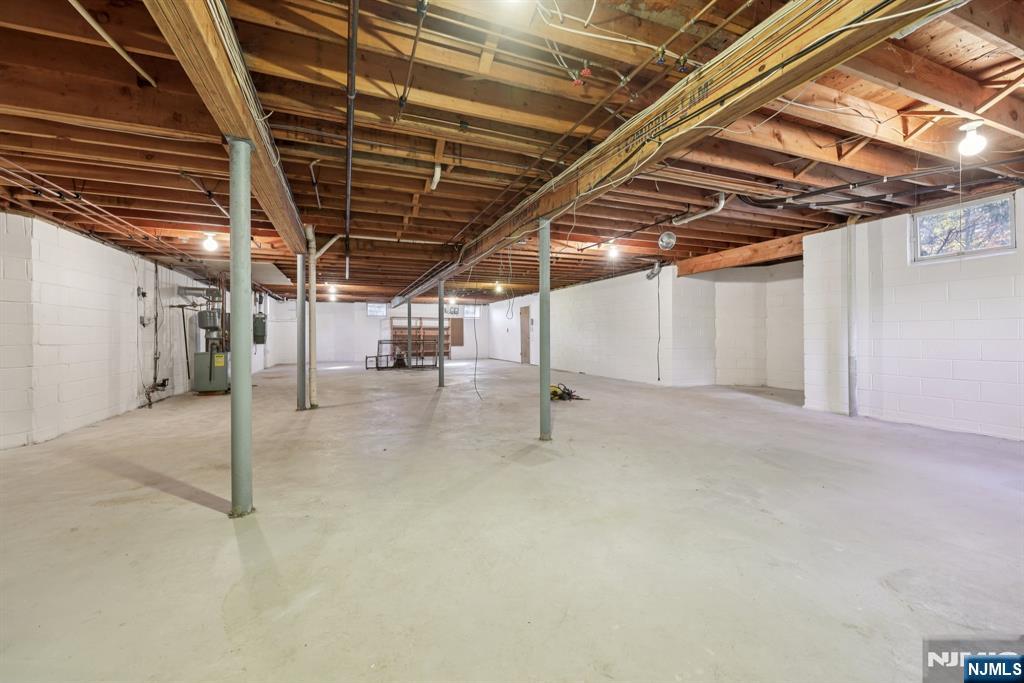 2 Crocker Mansion Drive