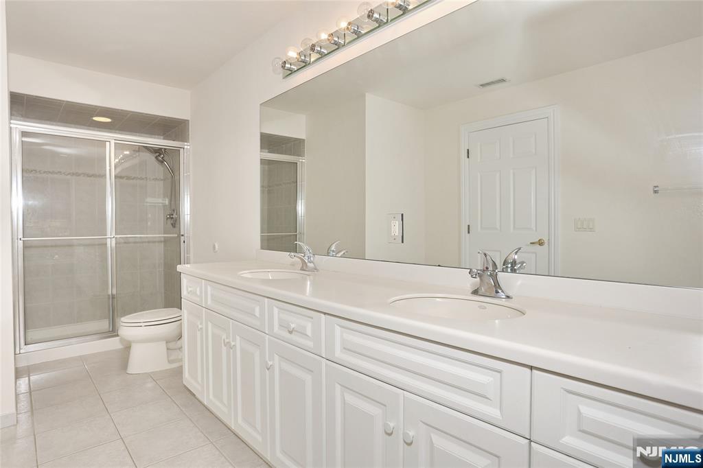 136 Stonegate Trail 37