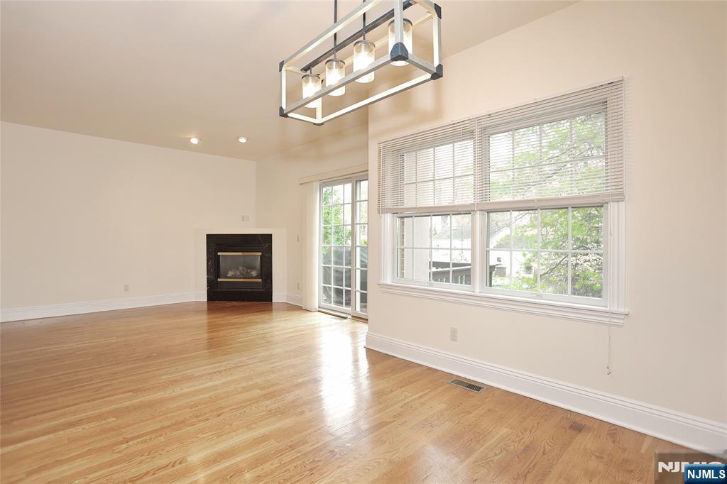 136 Stonegate Trail 37