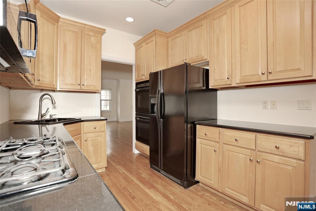 136 Stonegate Trail 37