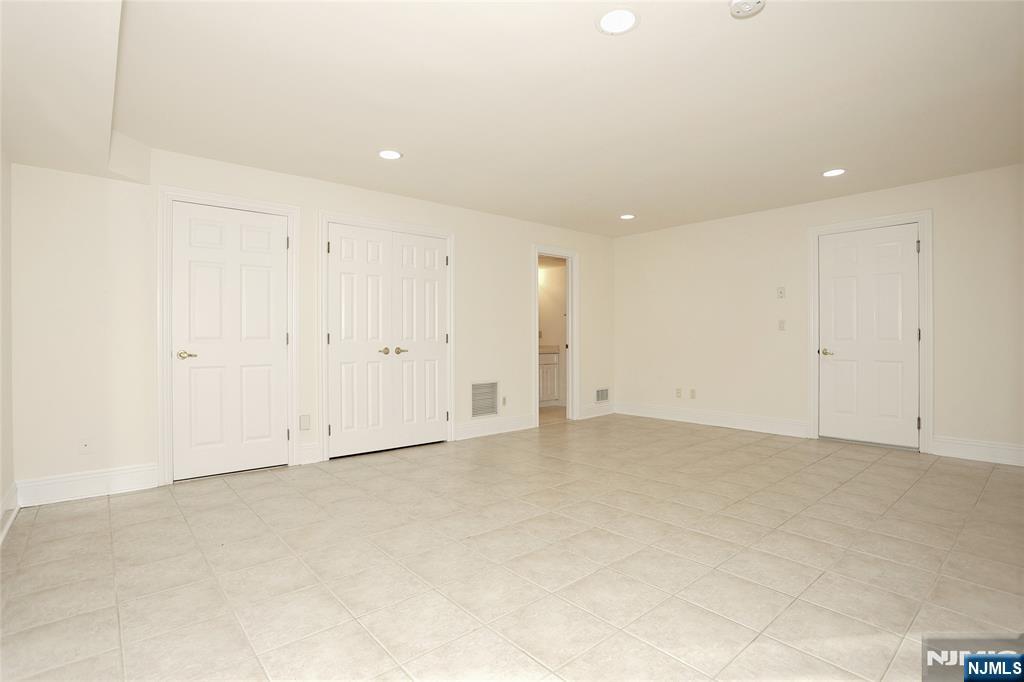 136 Stonegate Trail 37