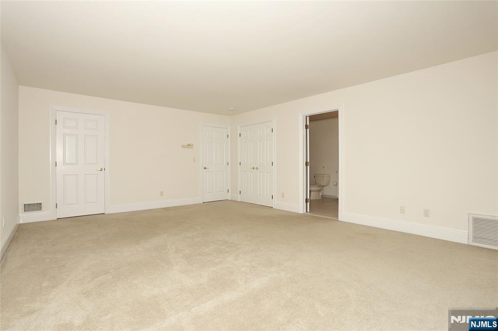 136 Stonegate Trail 37