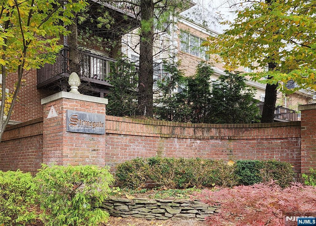 136 Stonegate Trail 37