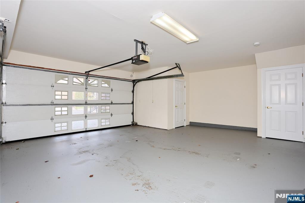 136 Stonegate Trail 37