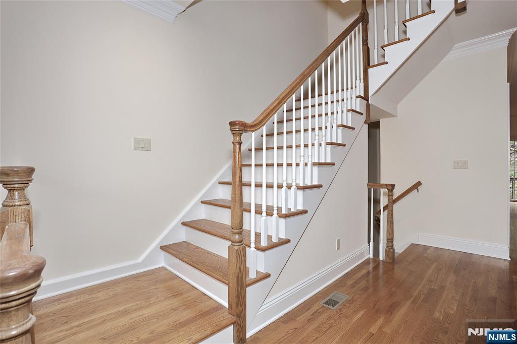 136 Stonegate Trail 37