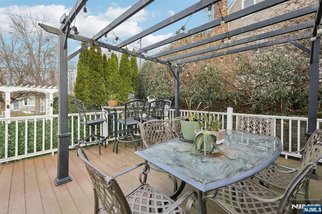 4 Brookview Drive