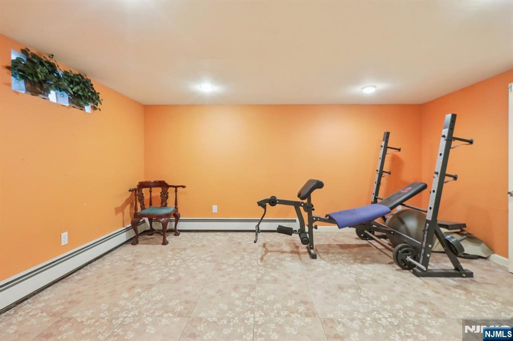 4 Brookview Drive
