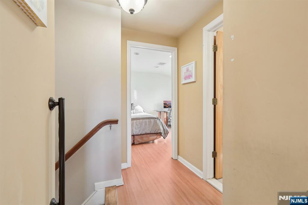 4 Brookview Drive