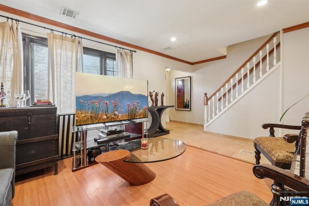 4 Brookview Drive