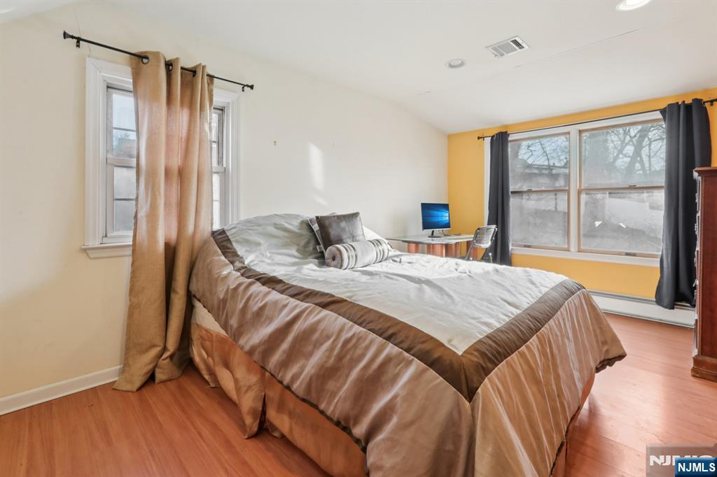 4 Brookview Drive