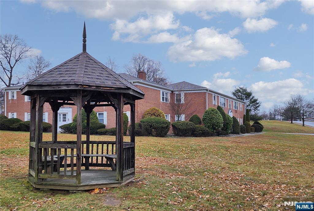 16D Rolling Ridge Road 16D