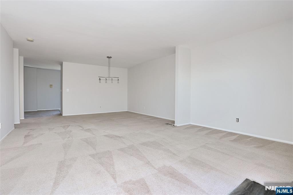 6 Alana Drive 6