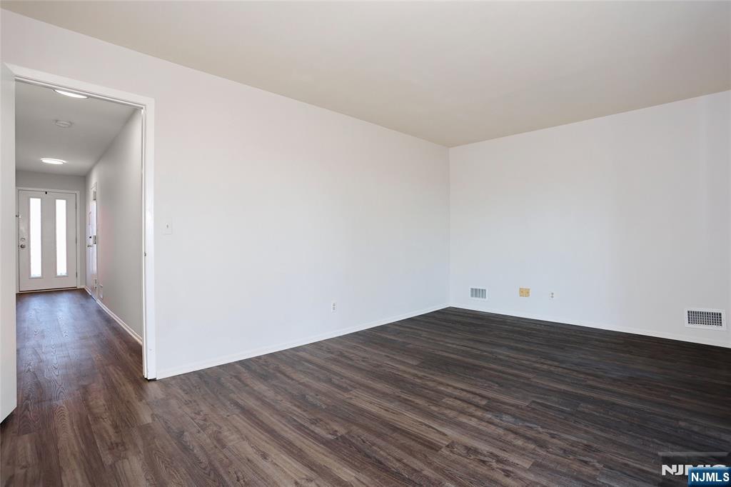 6 Alana Drive 6