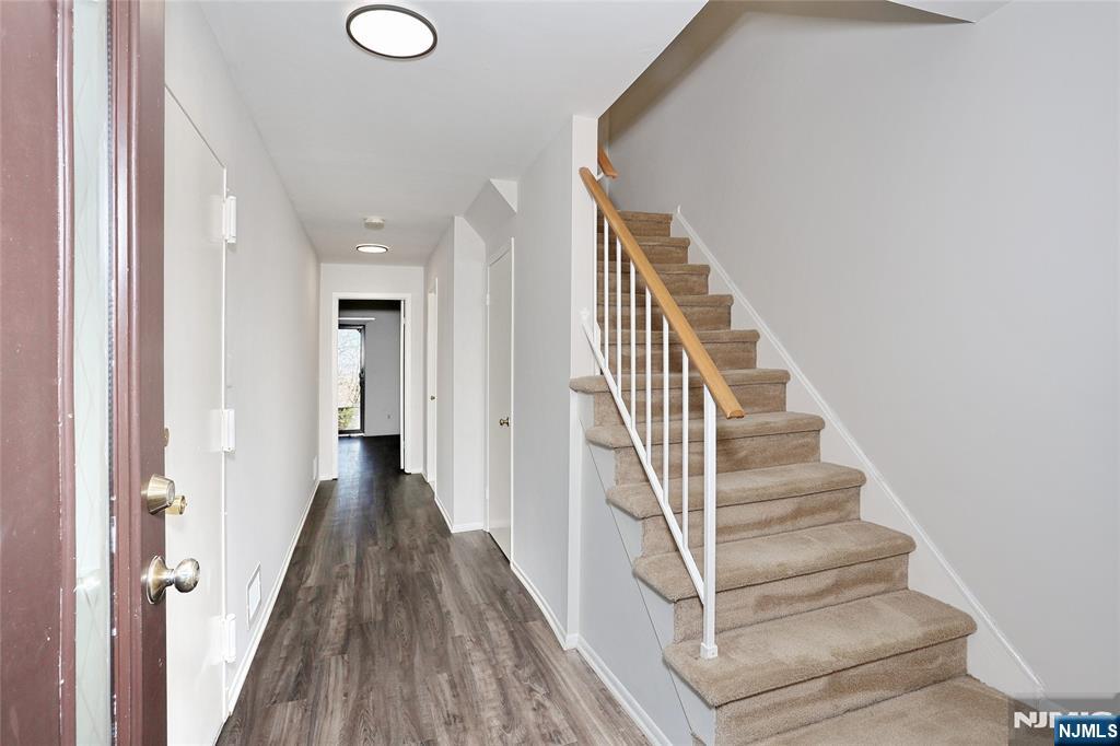 6 Alana Drive 6