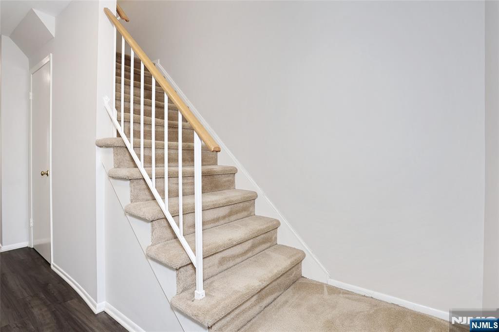 6 Alana Drive 6
