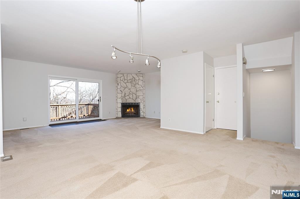6 Alana Drive 6