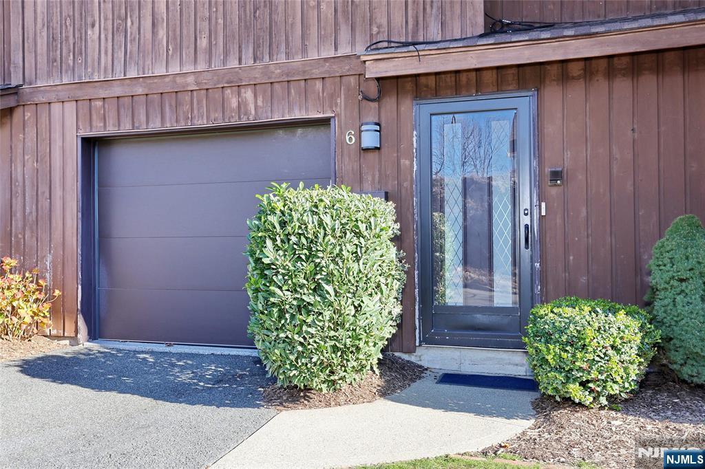 6 Alana Drive 6
