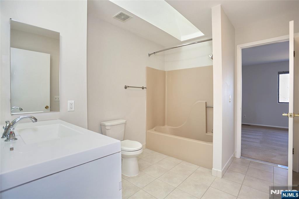 6 Alana Drive 6