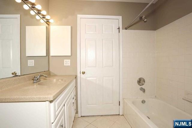 387 Green Mountain Road