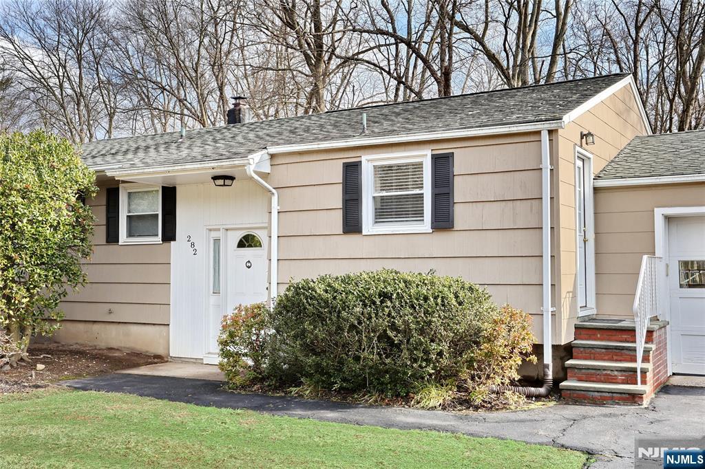 282 Spring Valley Road