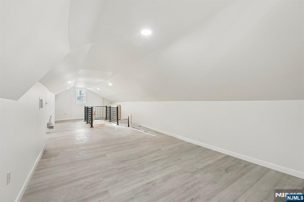 1486 Windsor Road
