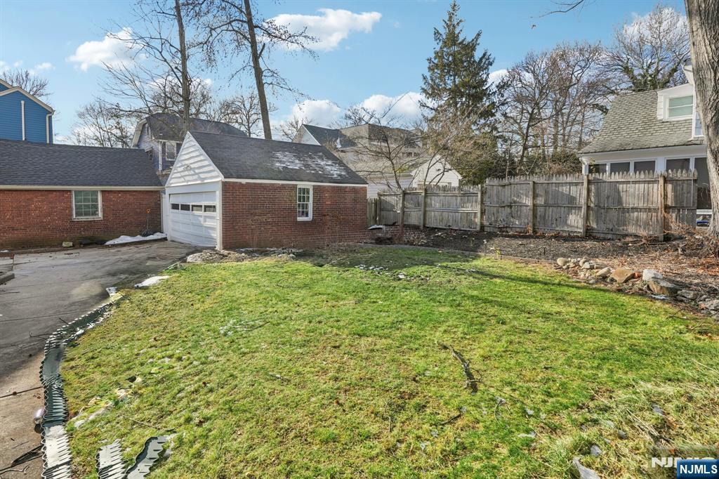 1486 Windsor Road