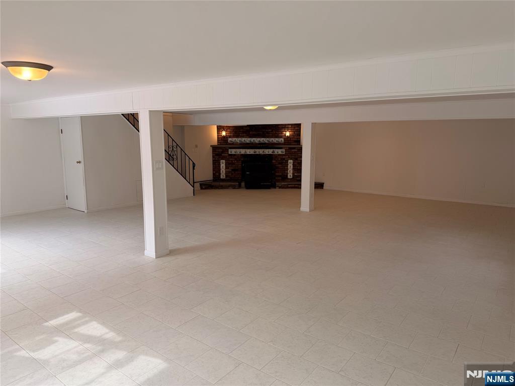391 Forest Road