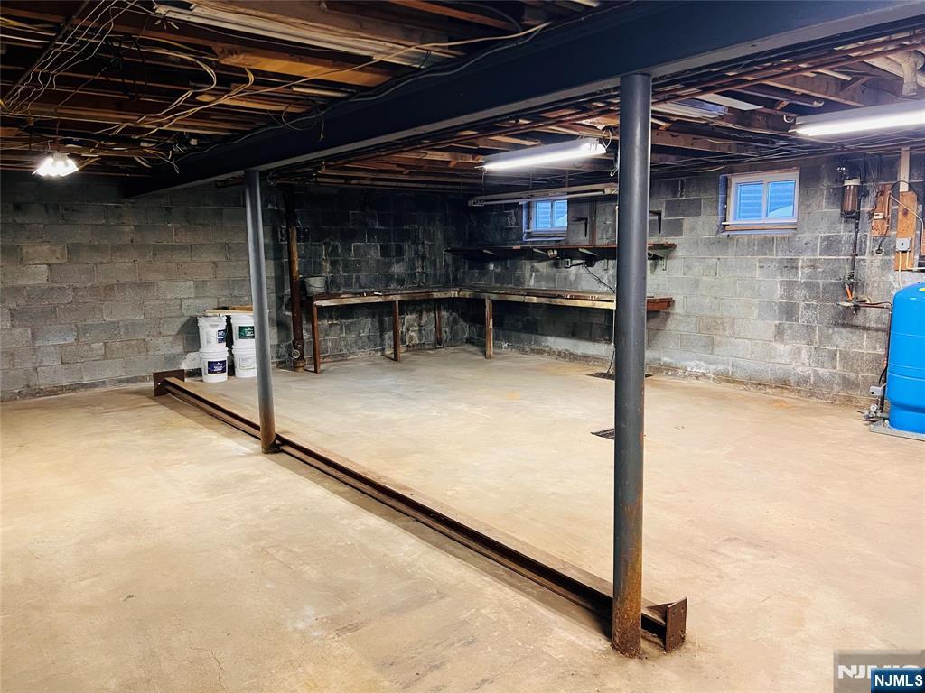 391 Forest Road
